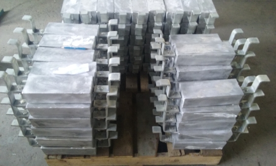 Lega di alluminio dell'anodo del lingotto del magnesio sacrificale su ordinazione di CP PIIC per la costruzione di Heater Treater Offshore Onshore Steel