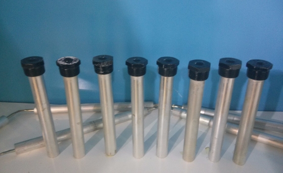 Anodo in magnesio estruso/pressofuso AZ31B RoHS con tappo in acciaio per idraulica, riscaldamento, raffreddamento e scarichi