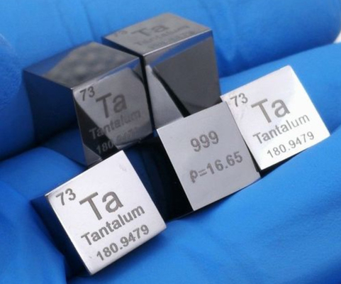 99% Min Barre metalliche di tantallo di grado metallurgico per condensatori