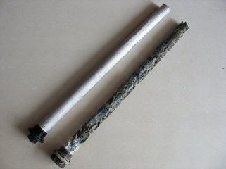 Scaldabagno a magnesio a collegamento flessibile a segmento 32 pollici per l'installazione di serbatoi a bassa chiusura