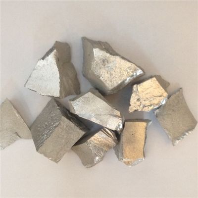 Alloia di tungsteno di alluminio con peso compreso tra il 5 e il 10% per la raffinazione dei grani e le proprietà meccaniche migliorate in lingotti di waffle da 6-8 kg