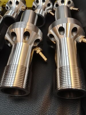 Fuoco di carburo di boro con filo sottile M10x1.0 e 50x15 mm di design compatto per sabbiatura di precisione