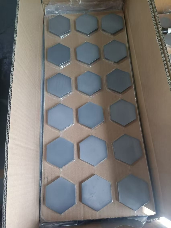 Placca di ceramica balistica quadrata resistente alle sostanze chimiche con giubbotto di carburo di silicio e di carburo di boro