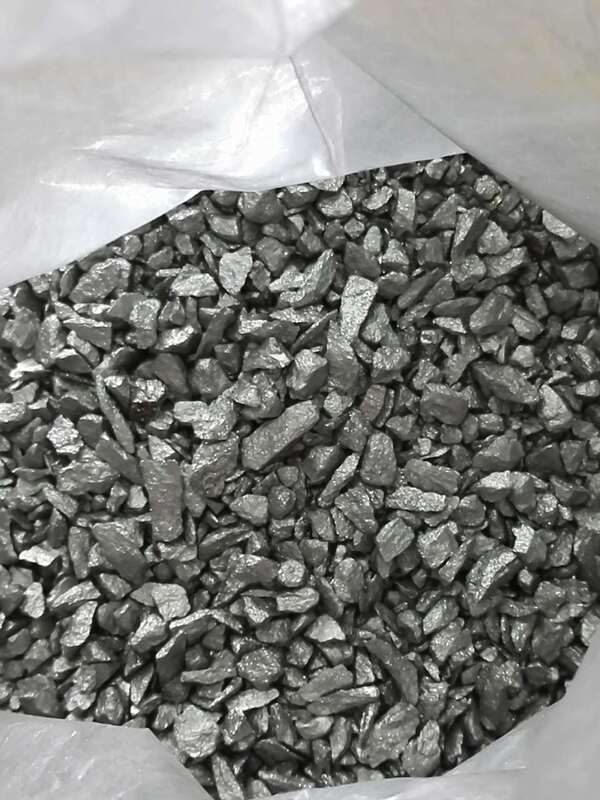 Alumini volfram AlW Master Alloy 5-20% W Ingot per la raffinazione dei cereali